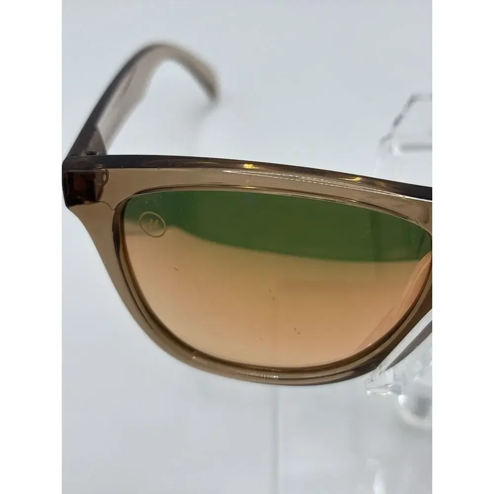 Blenders eyewear “sweet